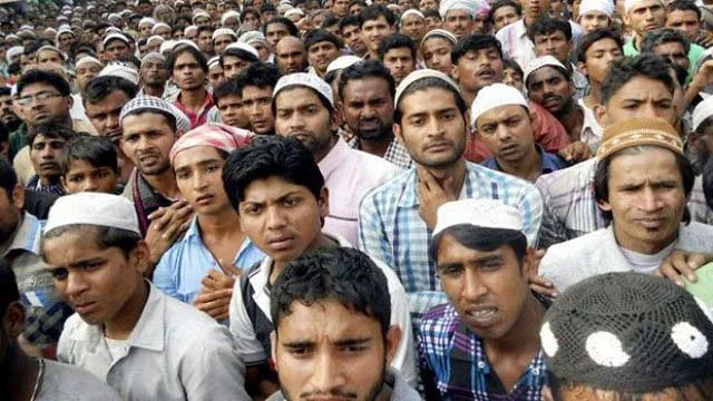 अशरफिया मुस्लिम लीडरशिप झूंट फैलाती है
