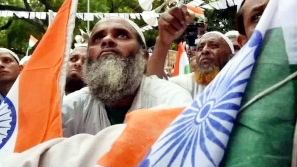 हिन्दू मनुवाद से पसमांदा मुसलमानो का  कोई लेना देना नही