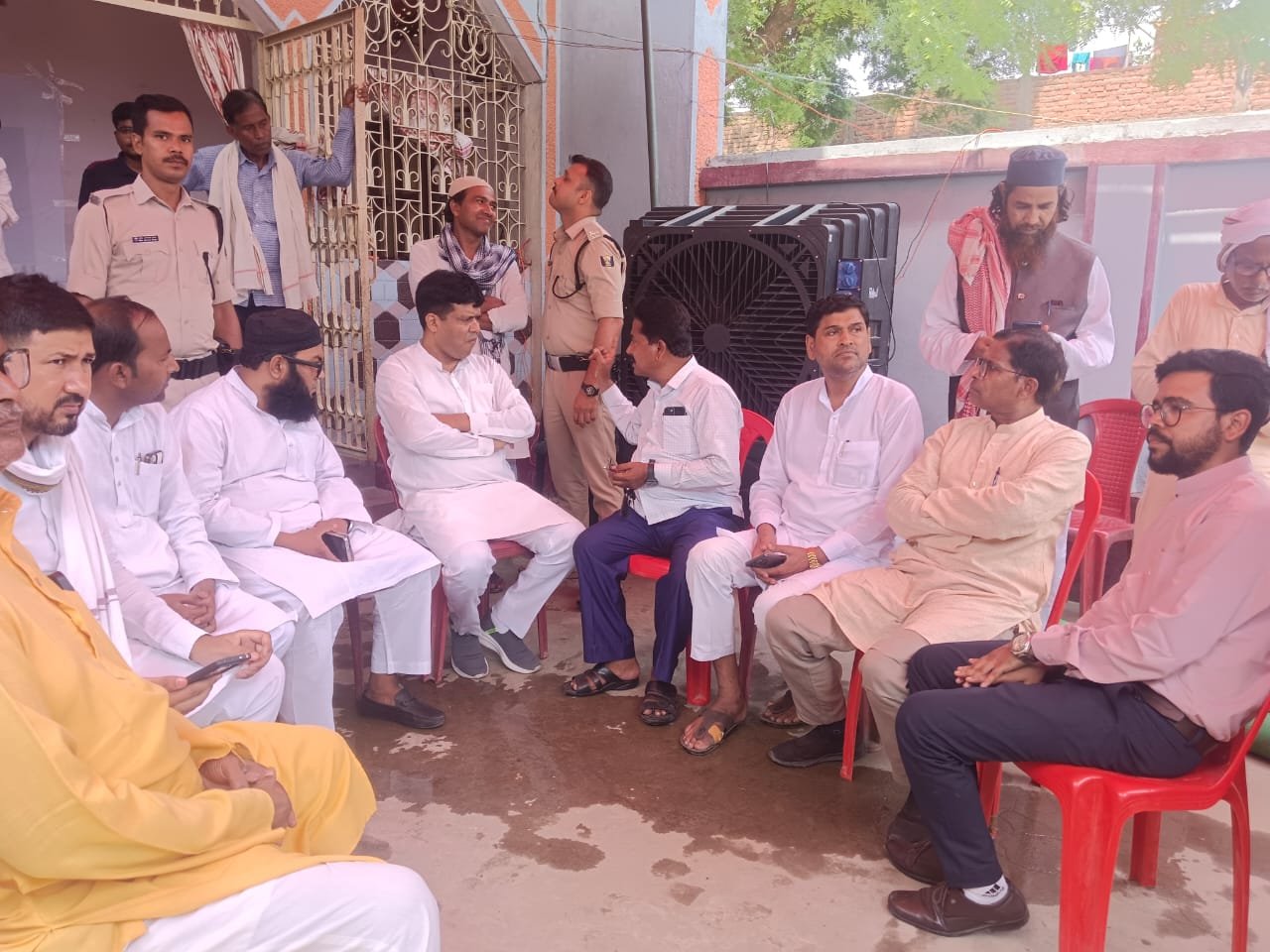 शहीद बीएसएफ सब-इंस्पेक्टर मोहम्मद इम्तियाज सलमानी को श्रद्धांजलि